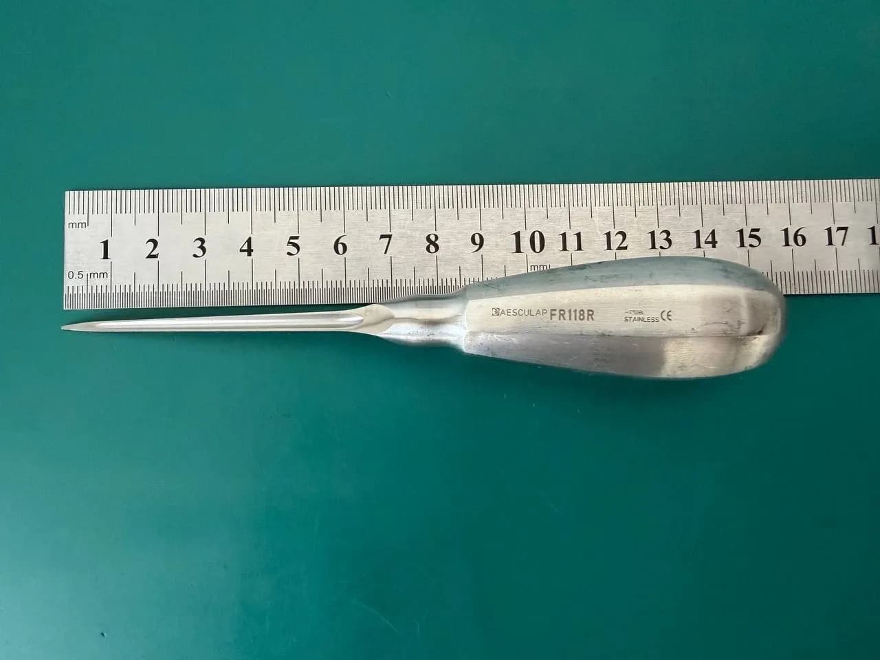 Розвертка Aesculap FR118R, пряма, 150 mm (6″)