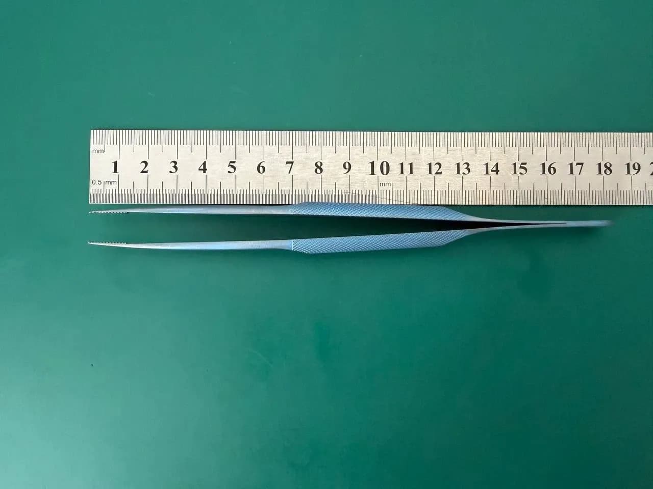 Codman 80-1732 Surgical Titanium Rohoton Dressing Forceps 8" Serrated