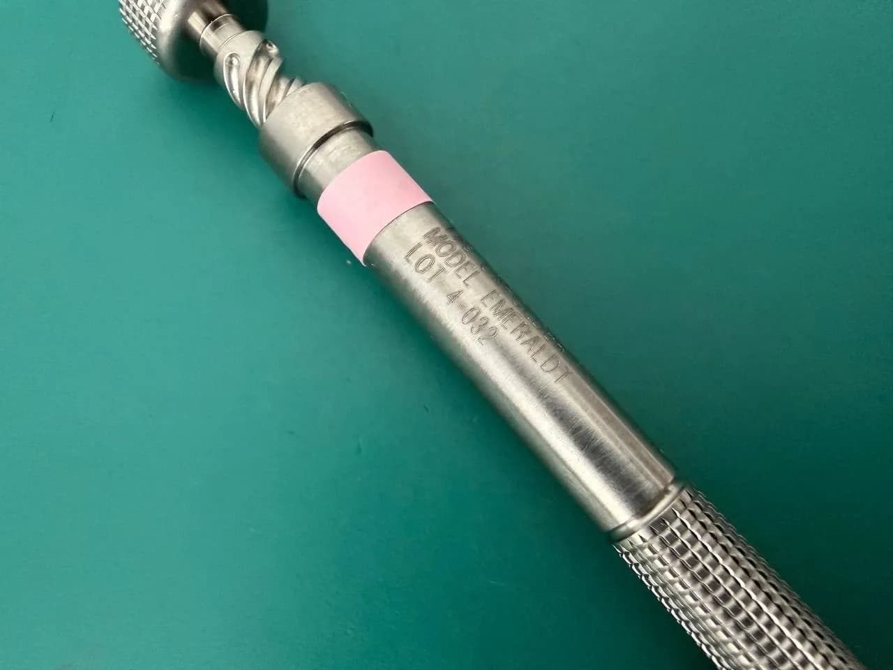 Наконечник системи доставки ІОЛ AMO EMERALDT The Unfolder 6-3/8″