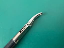 R.Wolf Laparoscopic Maryland Dissecting Forceps 5mmx36cm 3393.205 insert