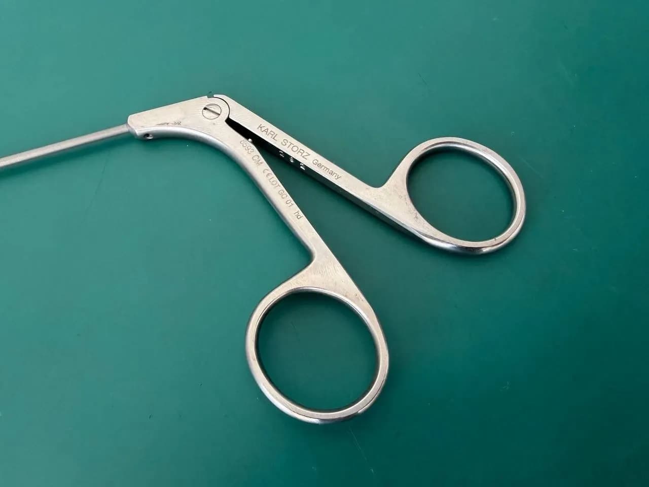 KARL STORZ 8593CM Kleinsasser Mini Grasping Forceps Curved Left Serrated