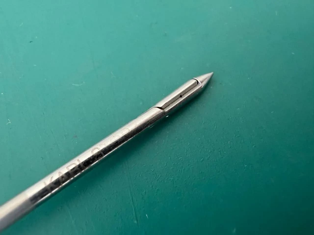 Інструмент для закриття фасції Berci Karl Storz 26173AM, 2.8 мм, 17 см
