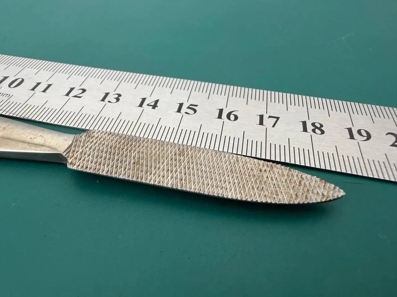 Storz N-4550 Converse rasp, 7'',double-ended, backward cutting, 11.0mm wide