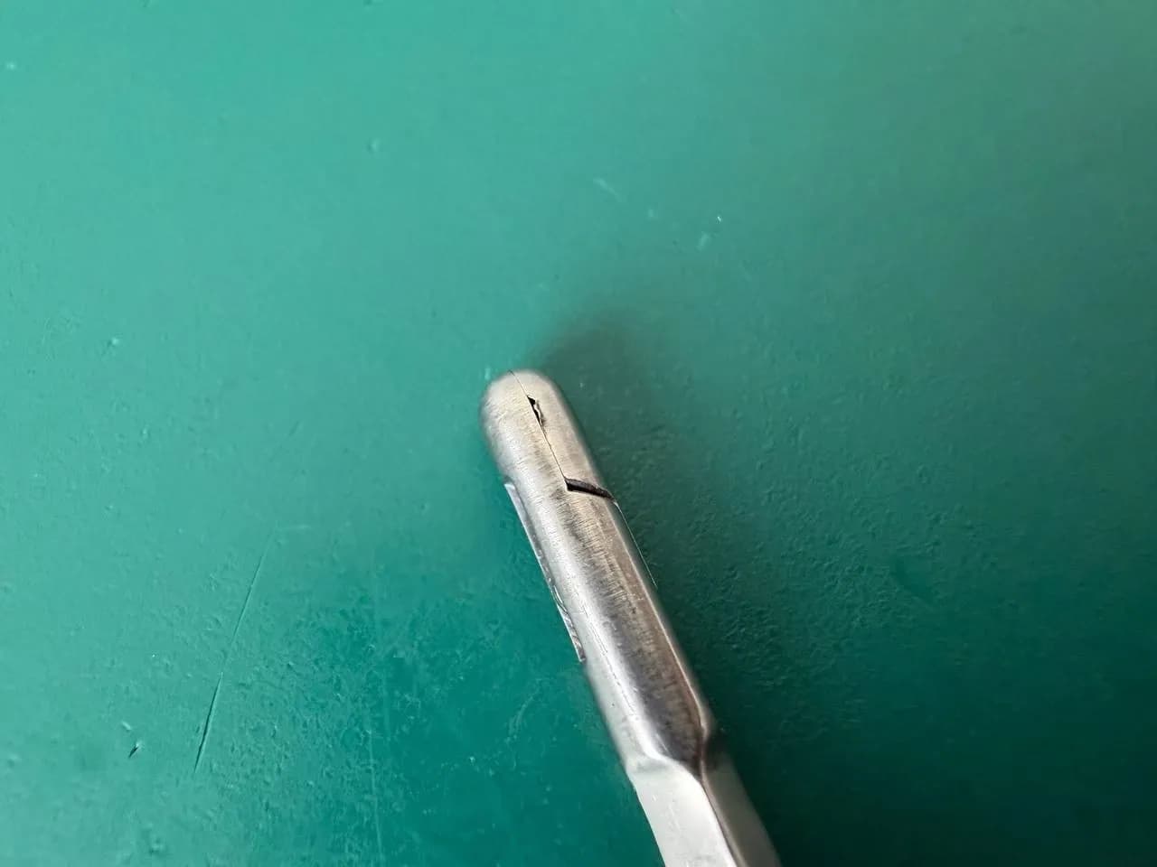 Пінцет Karl Storz 8660 L Kleinsasser з овальними чашечками, 23cm