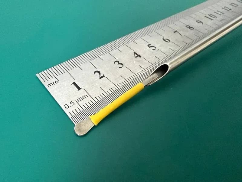 Електрохірургічний шпатель з аспірацією Stryker 250-070-441 Strykeprobe, 5mm × 32cm