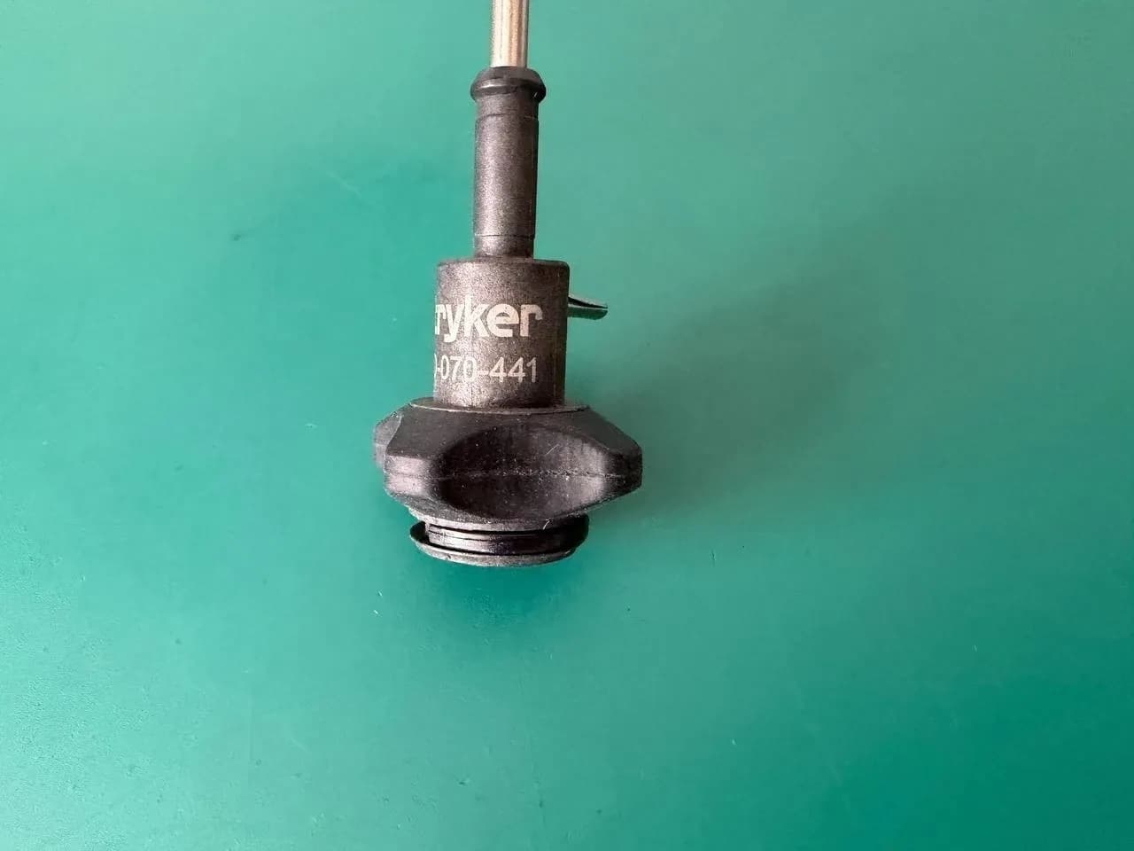 Електрохірургічний шпатель з аспірацією Stryker 250-070-441 Strykeprobe, 5mm × 32cm
