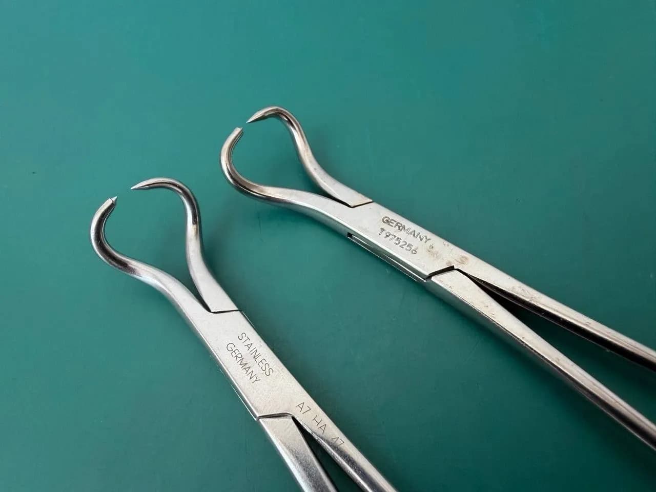 399.97 Germany REDUCTION FORCEPS WITH POINTS RATCHET 130 mm