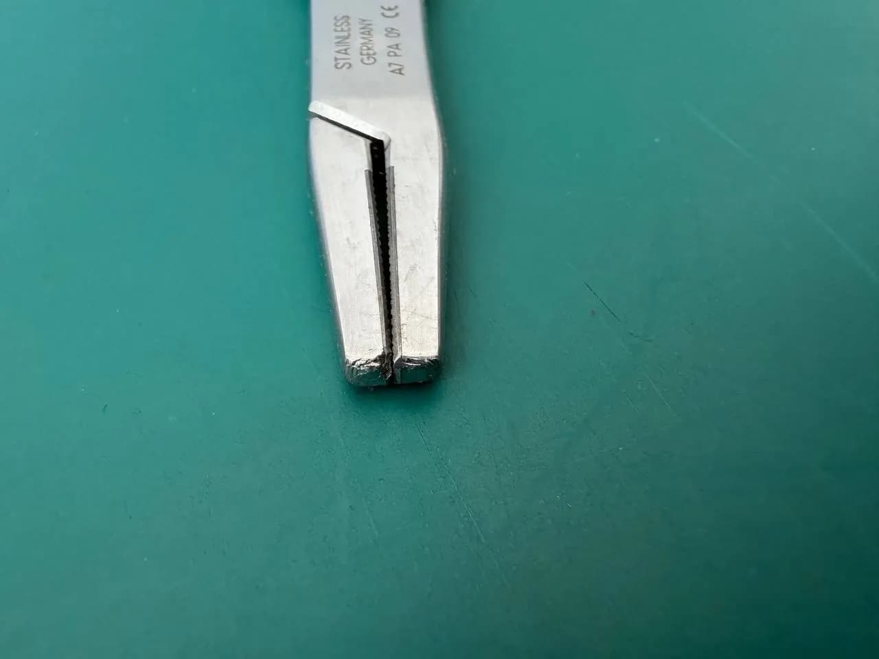 391.963 Universal Surgical Bending Pliers, Germany