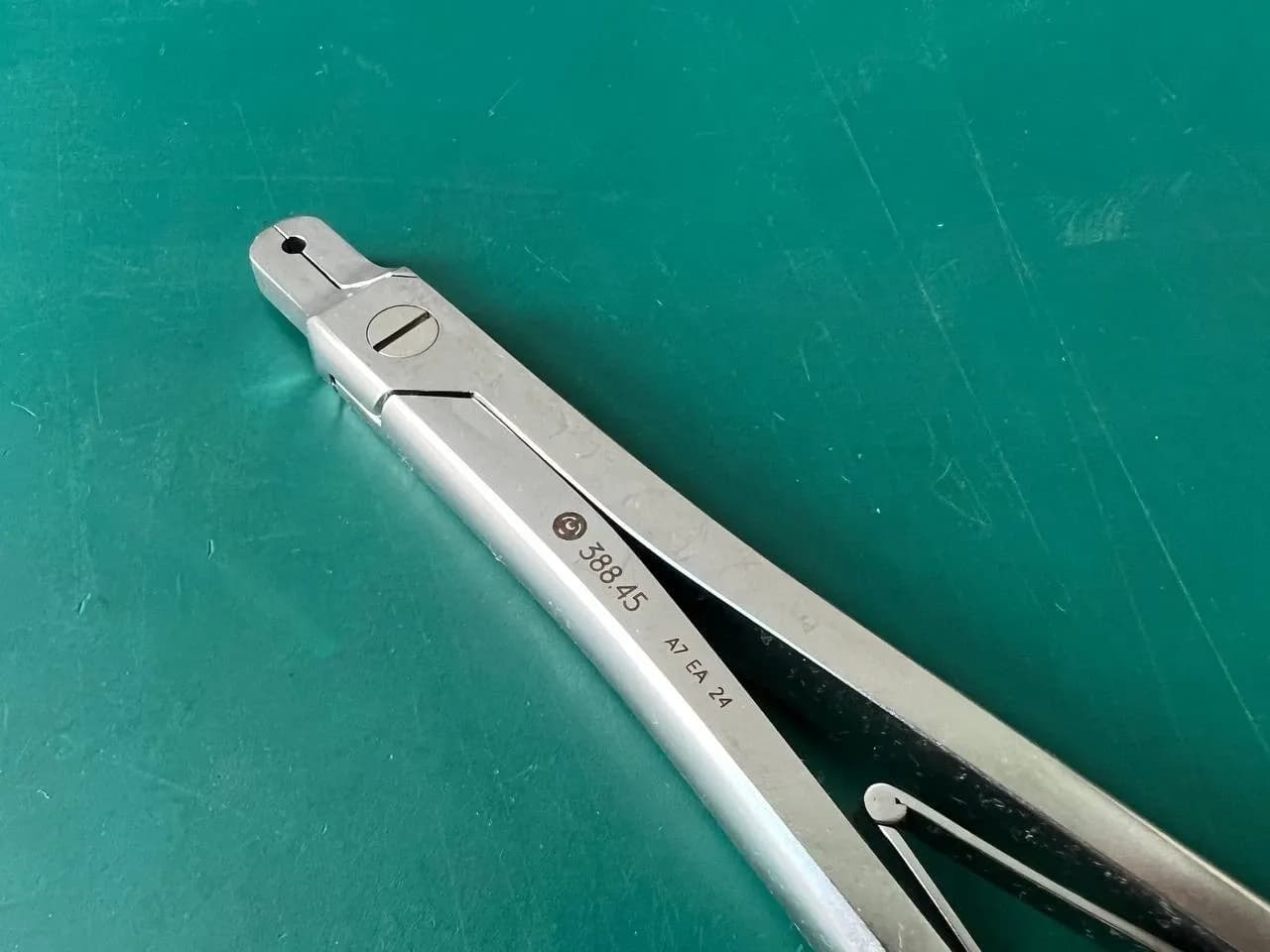 Universal Spine Set Rod Instruments