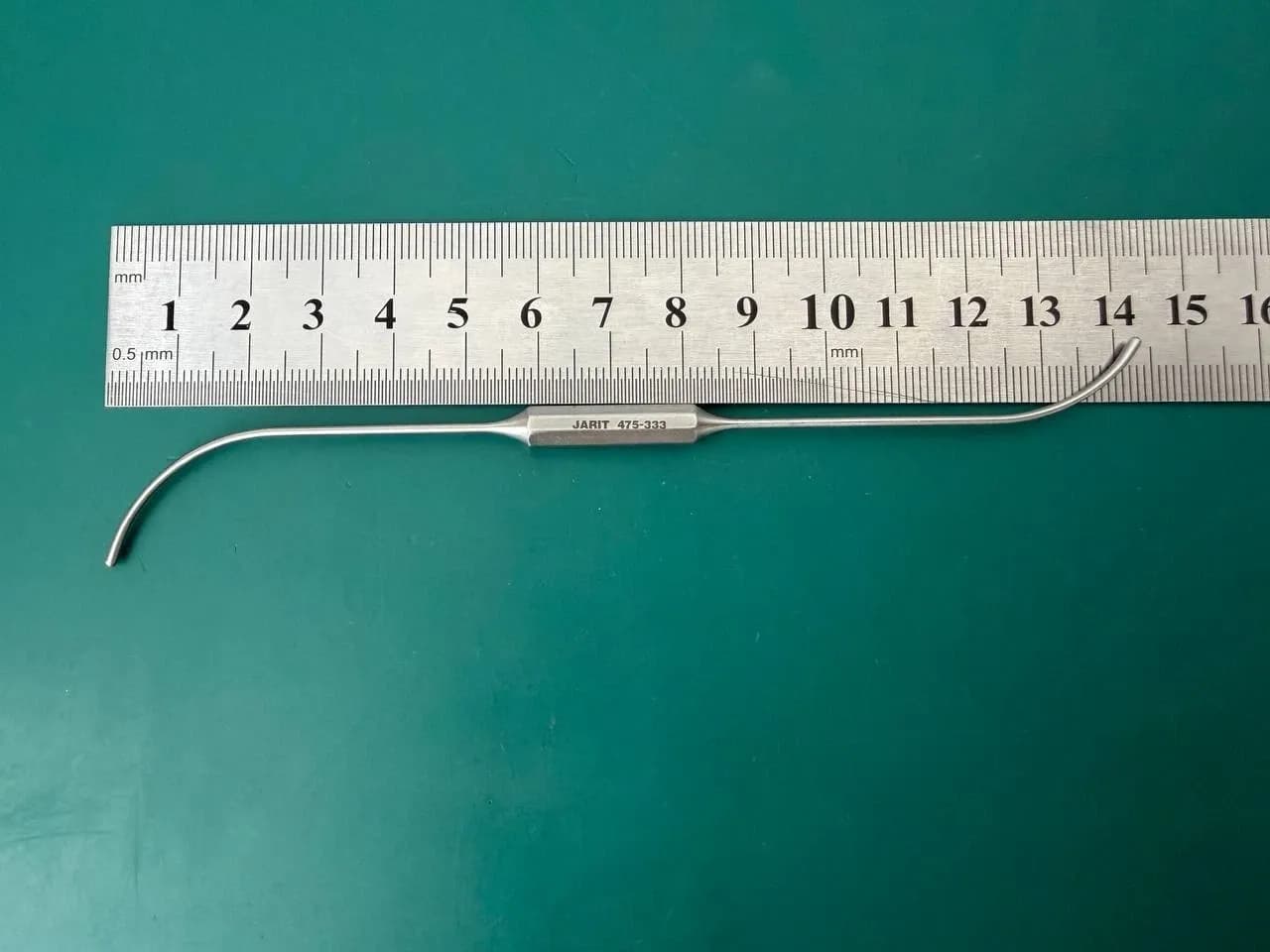 Jarit 475-333 Barr Fistula Probe, Double-Ended, Probe Tip, Curved, 5-1/2"