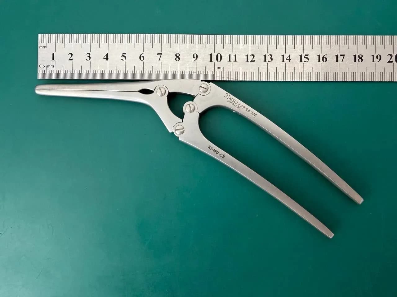 Затискач кишковий Payr Aesculap EA305 (пілоричний), кутовий, 180mm (7")
