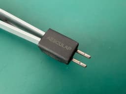 Пінцет байонетний Aesculap US361 титановий ізольований 0.5mm круглий конектор 9-1/8"