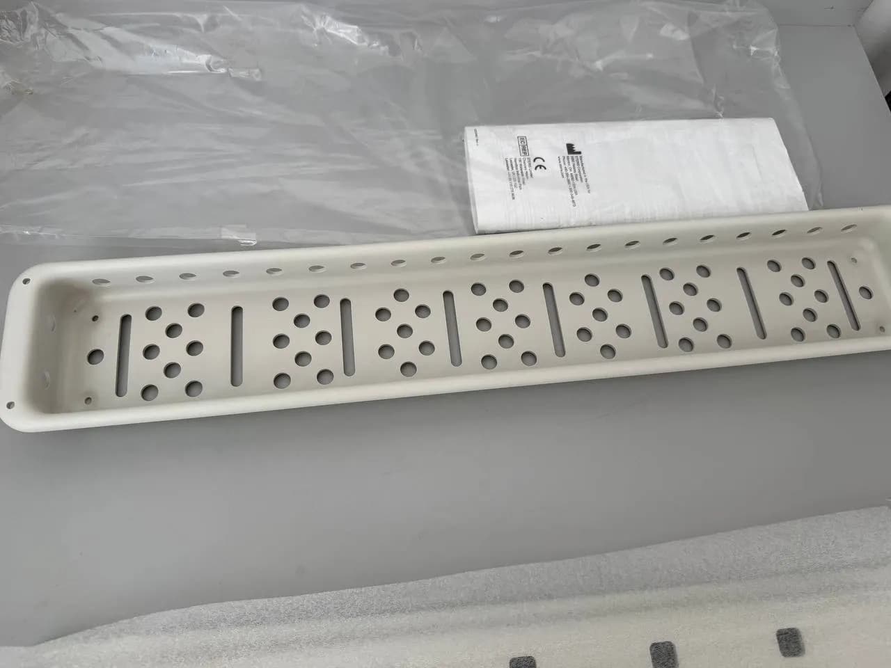 Steris 000180360 Prolite Sterilization Tray VP0047 25" x 4.5" x 2.25"