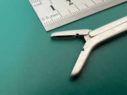 Дисковий кусачки-ронжер KMedic KM 47-862 FERRIS-SMITH, 2x10 mm, вигин донизу