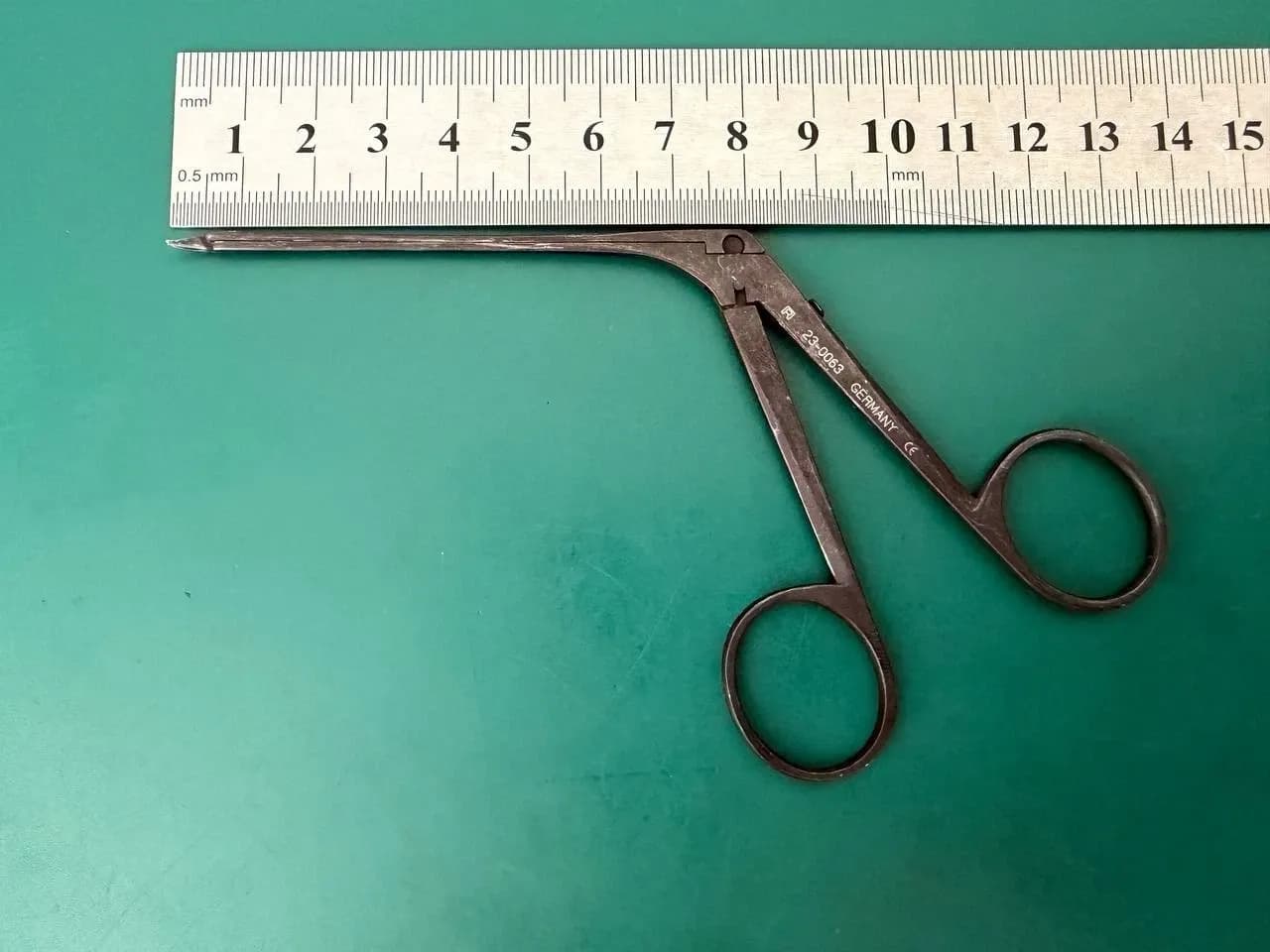 Richards 23-0063 Ebony Surgical Ear Scissors Left Curved Jaw ENT