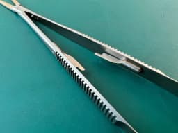 Scanlan 3795-01 Heifetz Temporary Occlusion Clip Straight 7-1/4″ (18.5 cm)