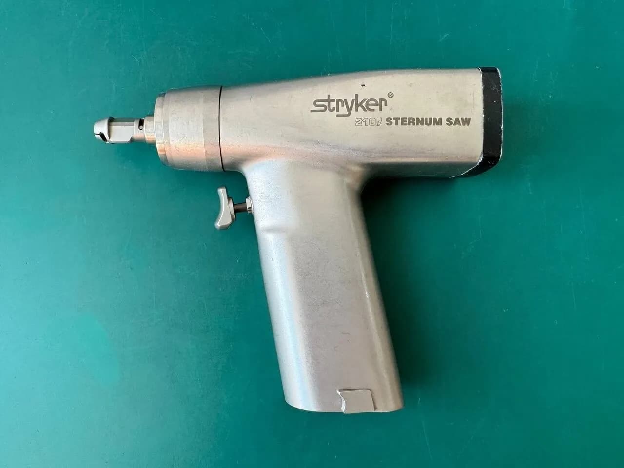 Stryker 2107 Sternum Saw