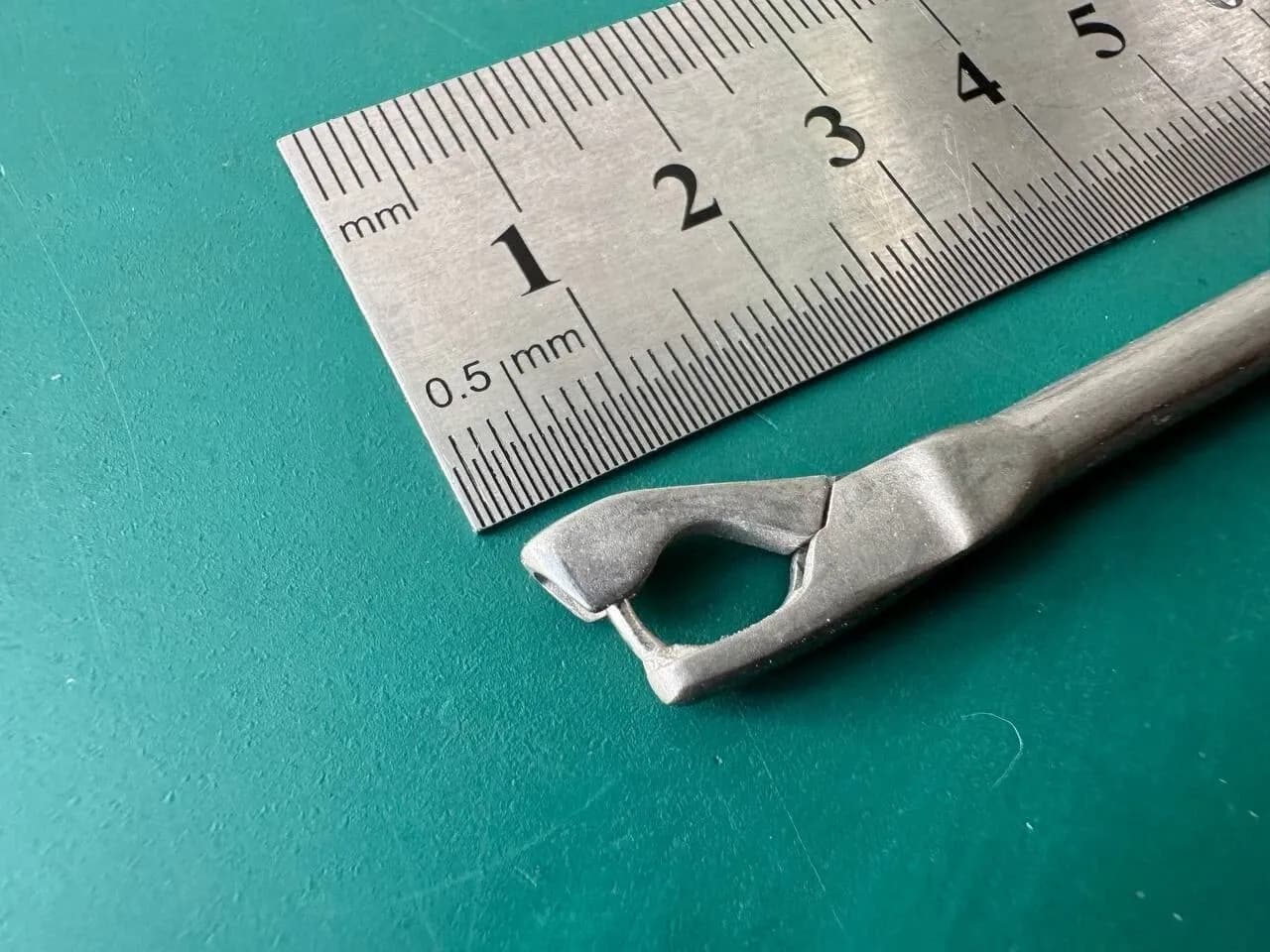 Висікач Shutt-Linvatec 18.10012 Sutura, прямий, 7.0mm