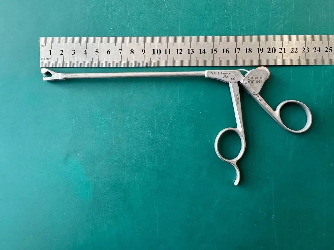 Shutt Linvatec 18.10013 Punch, Right
