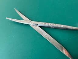 Storz E3571 Strabismus Scissors Curved blunt tips