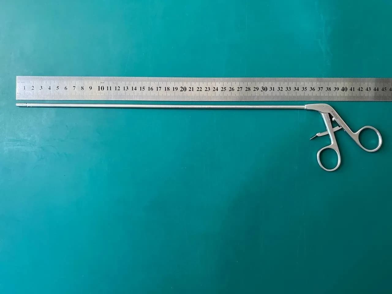 R. Wolf 8383.08 Surgical Laparoscopic 5mm 34cm Fundus Grasper