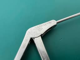 Shutt Linvatec 2.1113 Mini-Tip Arthroscopic Punch Forceps Angled 30° Left 8-7/8"