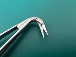 Scanlan 7007-498 Premier Jacobson Micro Scissors, round handle, 125º 16.5 cm