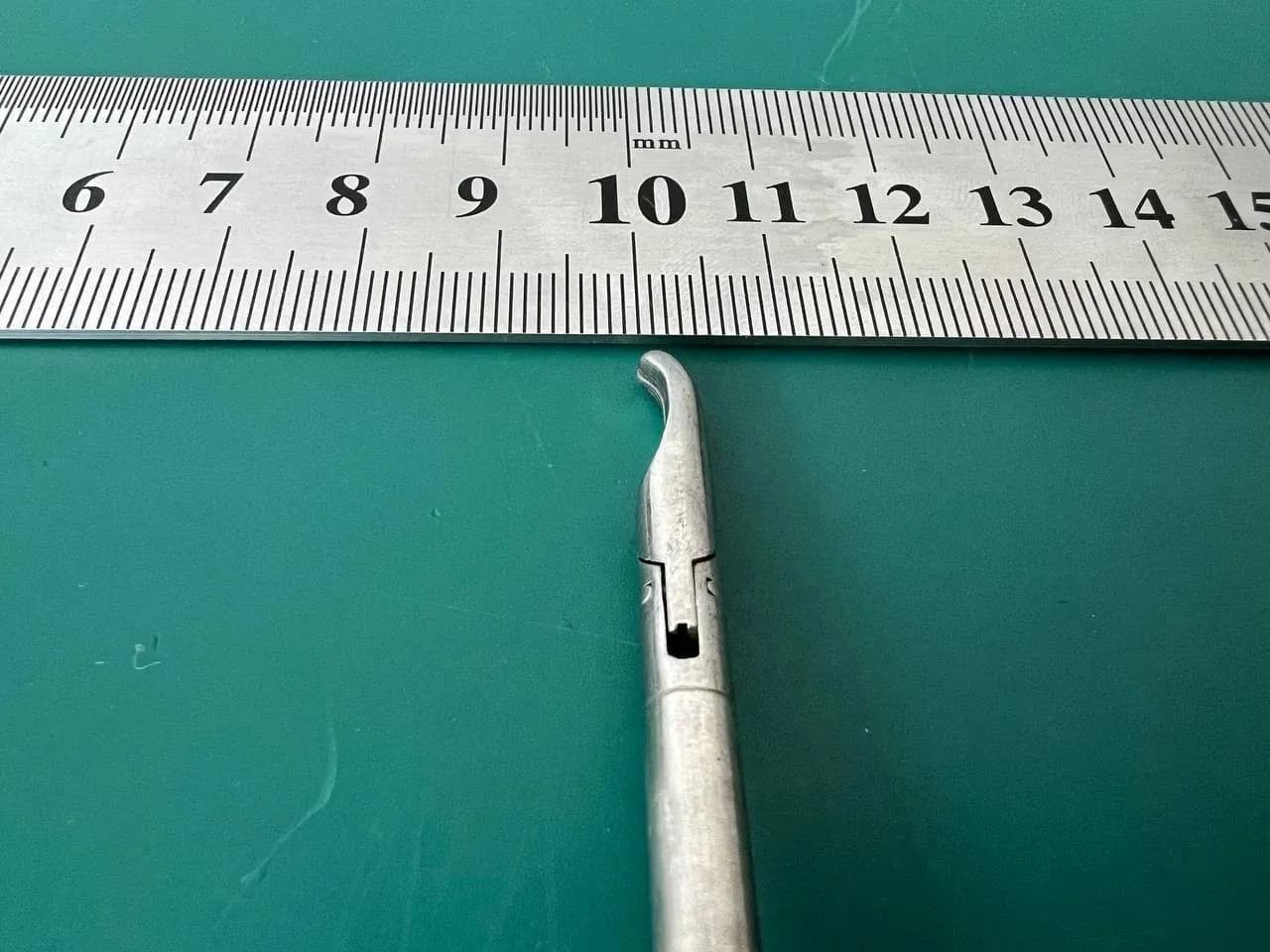 Snowden-Pencer 90-8008 Laparoscopic Needle Holder, CVD Left, TC, 5mm X 32cm
