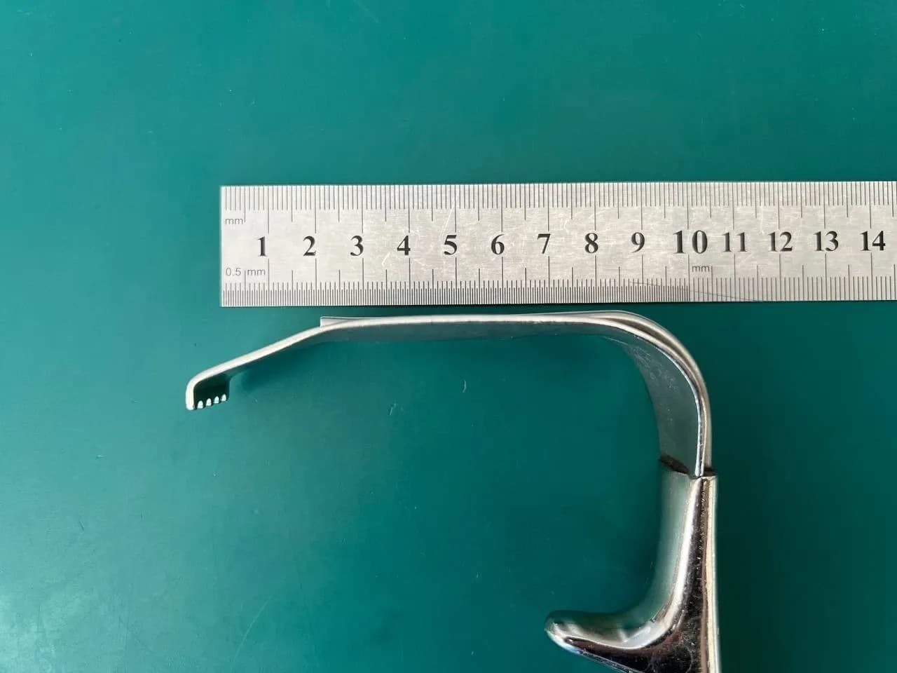 Snowden Pencer 88-1086 Tebbetts 30mm Fiberoptic breast Retractor Blade suction
