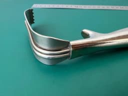 Snowden Pencer 88-1086 Tebbetts 30mm Fiberoptic breast Retractor Blade suction