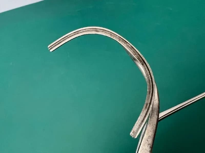 Pilling 35-3584 LEMOLE-STRONG AORTA CLAMP, Debakey Clamp