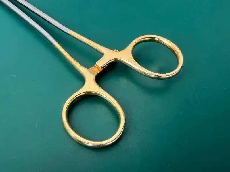 Pilling 84-1031 Kaiser Ring Forceps Curved Jaw 3-3/8"