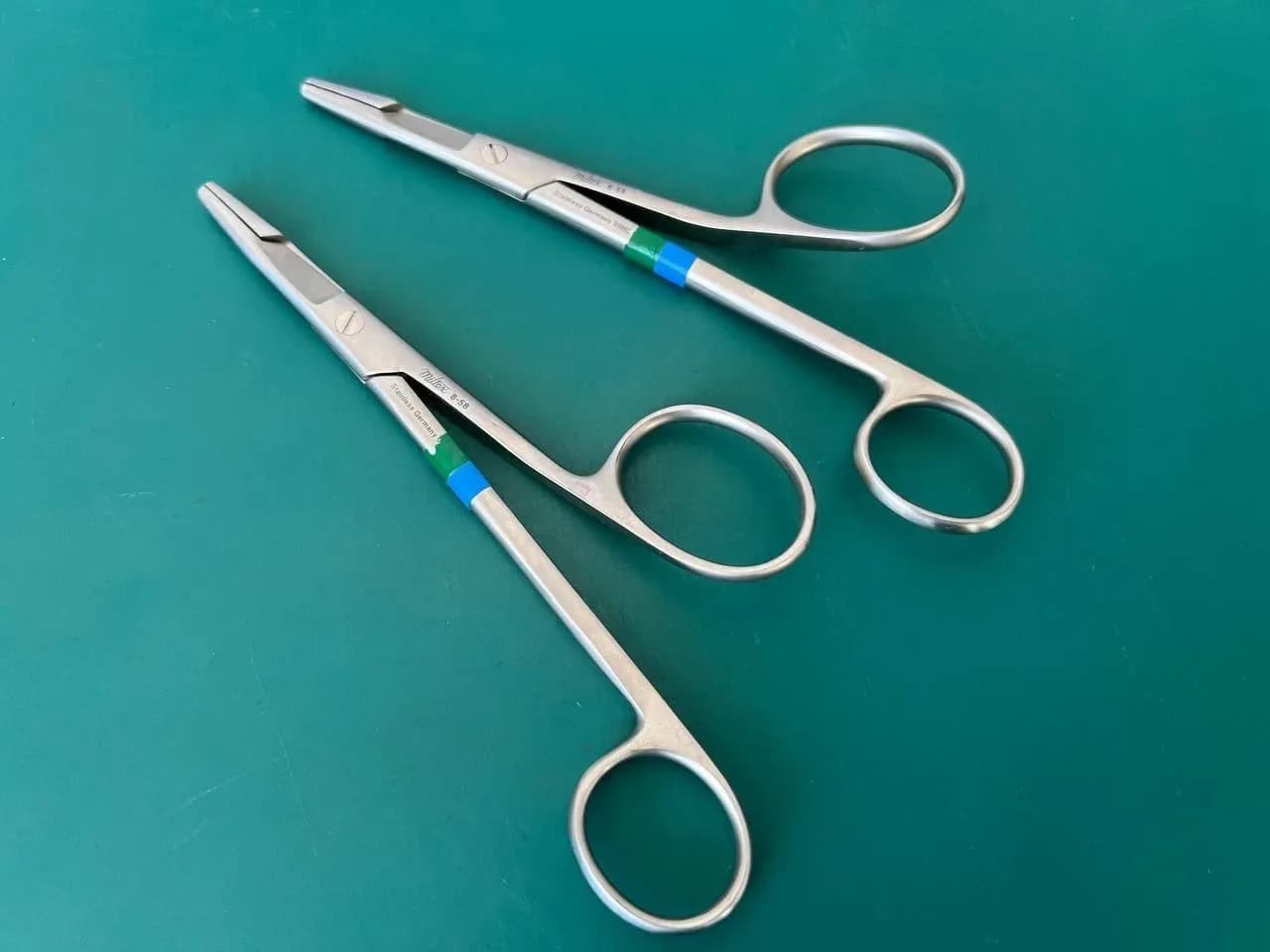 Miltex 8-58 GILLIES-SHEEHAN Needle Holder with Suture Scissors, 6-1/2" (16.5 cm)