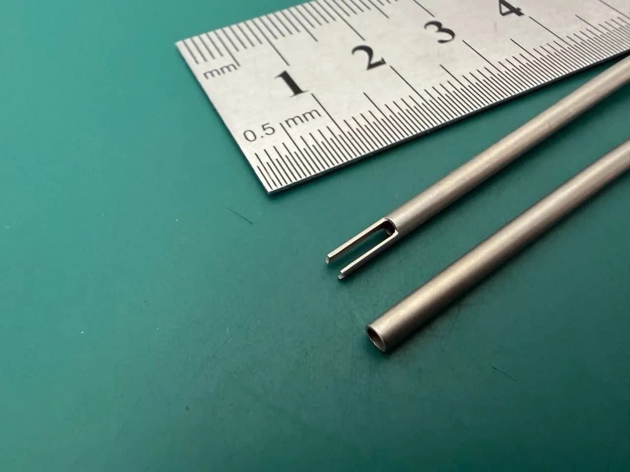 Універсальний інструмент для Т-трубок Richards 13-0550, ЛОР, 7-3/4″