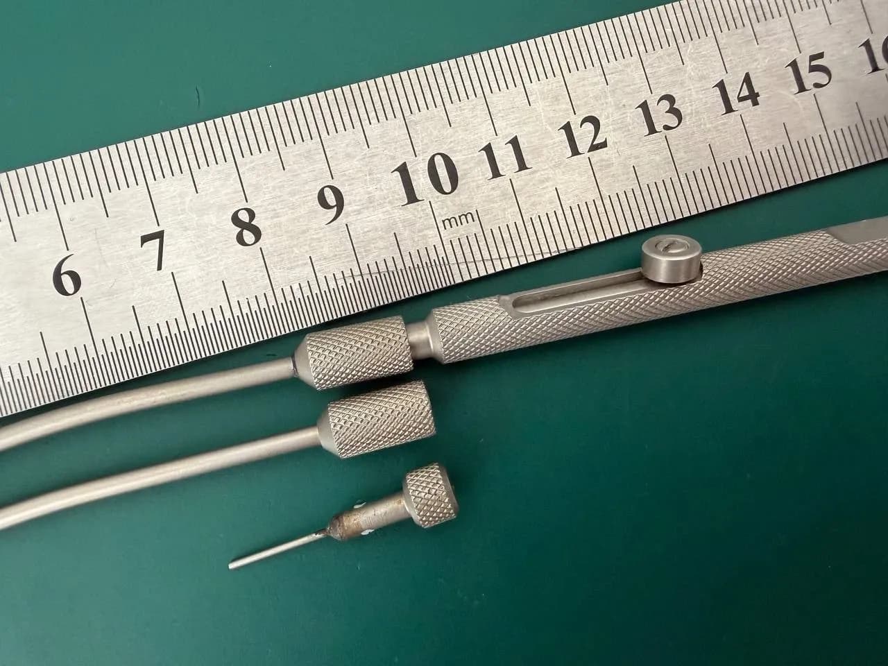 Універсальний інструмент для Т-трубок Richards 13-0550, ЛОР, 7-3/4″