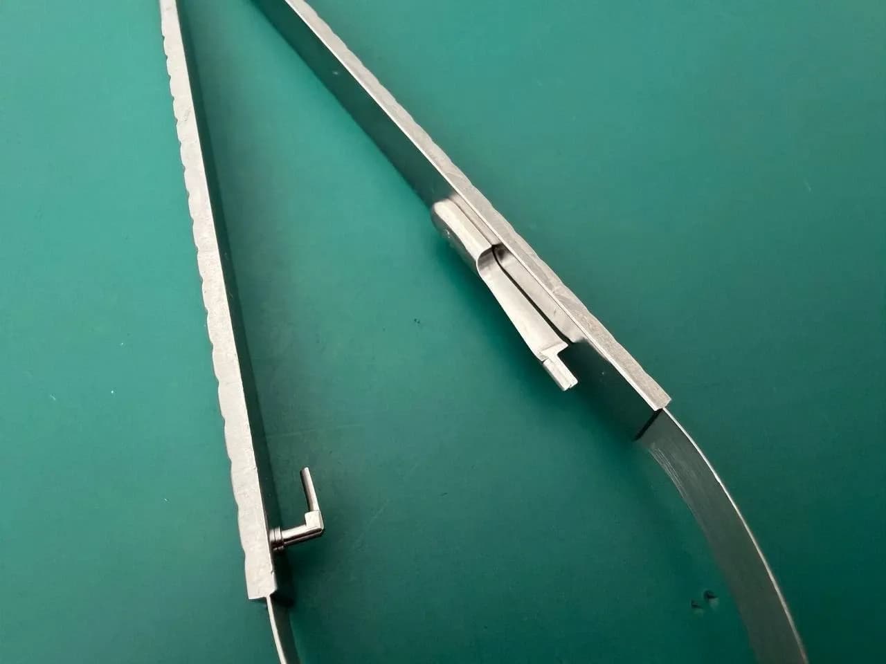 Aesculap FD048R Micro Needle Holder, straight, 200 mm (7 7/8")