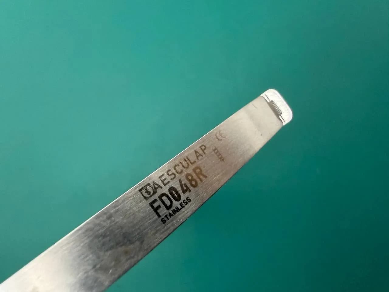 Aesculap FD048R Micro Needle Holder, straight, 200 mm (7 7/8")