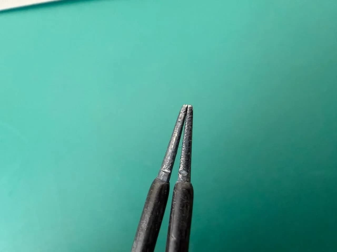 Пінцет біполярний ювелірний Stryker 6715-100-004 SilverGlide, 0.4mm