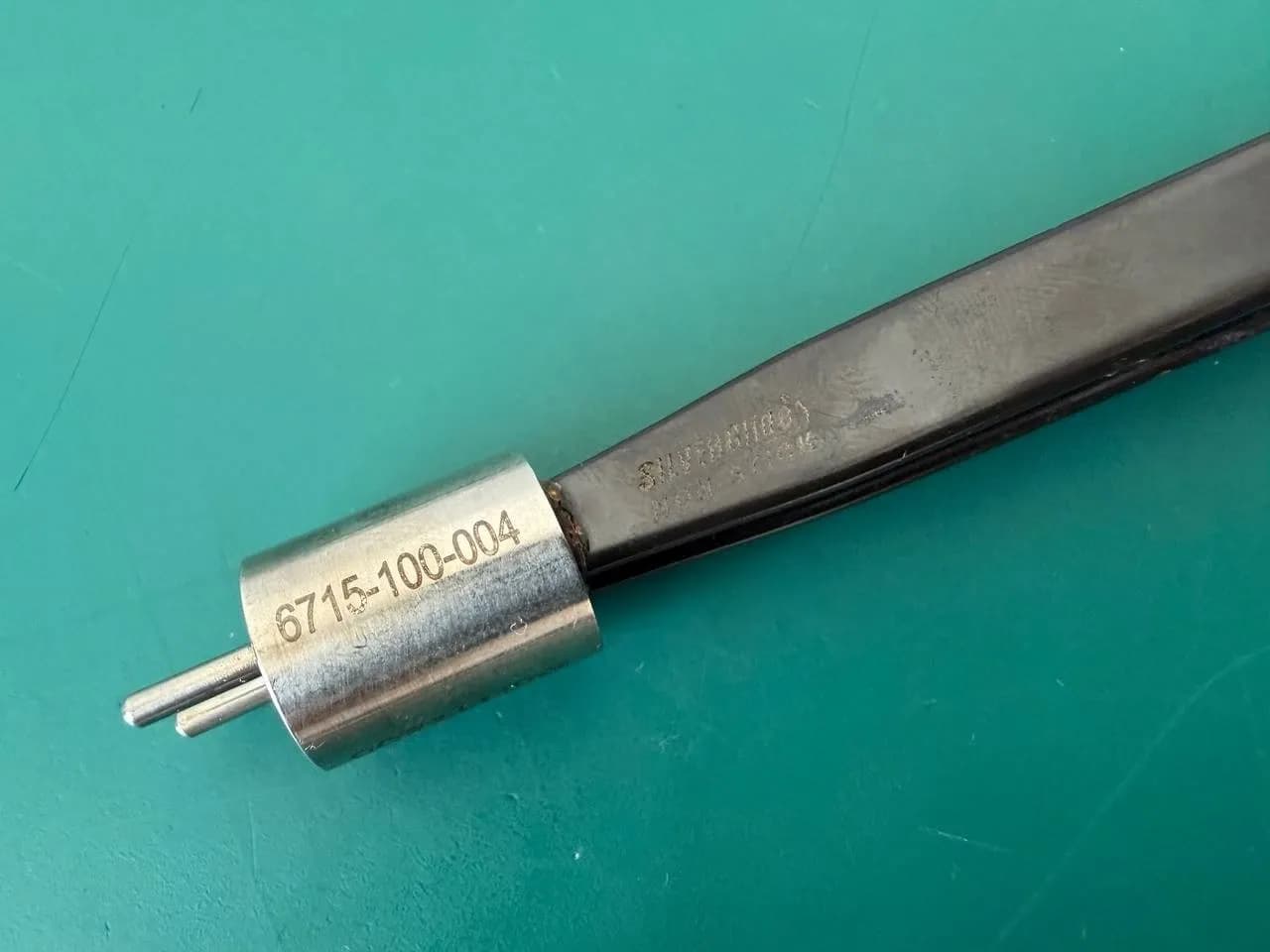 Пінцет біполярний ювелірний Stryker 6715-100-004 SilverGlide, 0.4mm