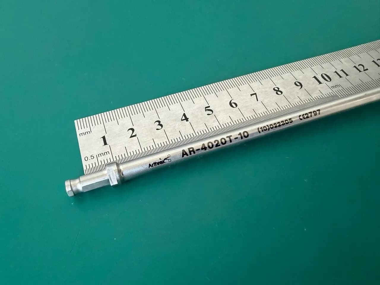 Arthrex AR-4020T-10 FastThread Interference Screw Tap, 10 mm
