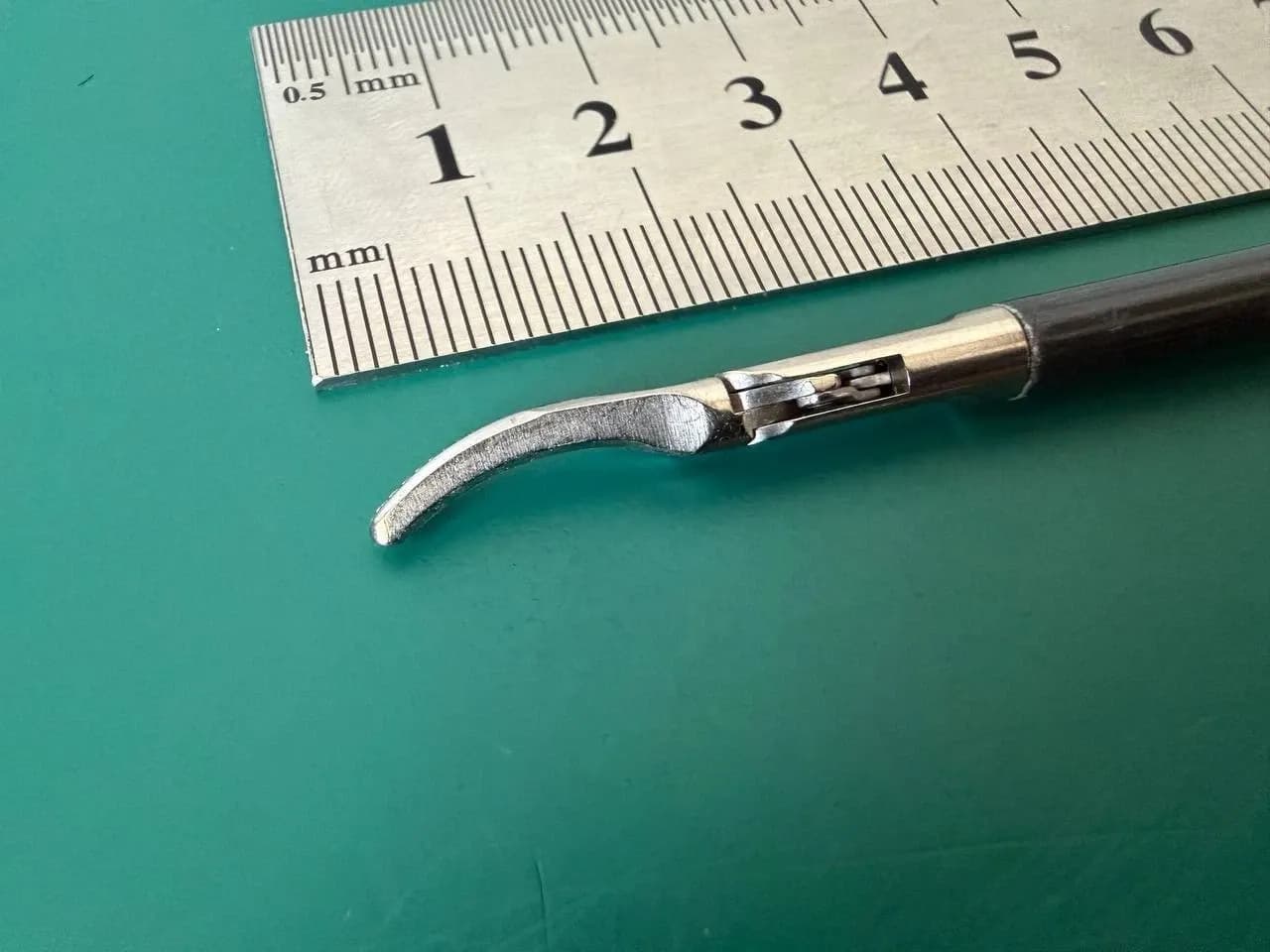 R.Wolf Laparoscopic Maryland Dissecting Forceps 5mmx36cm 3393.205 insert