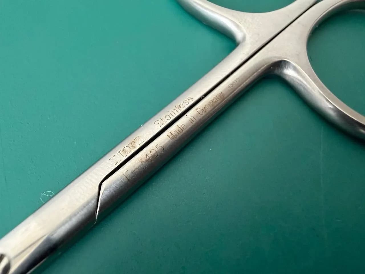 Storz E-3405 Iris Scissors 28mm Pointed Curved