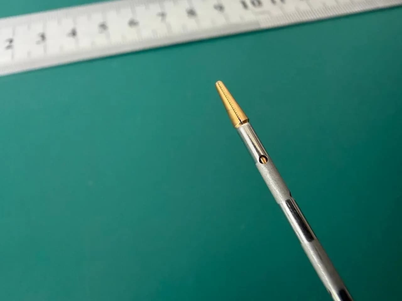 Dyonics 3489 ARTHROSCOPIC SMALL JOINT INSTRUMENT Grasper, Serrated