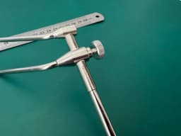 Pilling Weck 485265 Mahorner Thyroid Retractor 7 Sharp Prongs 9" (23cm)