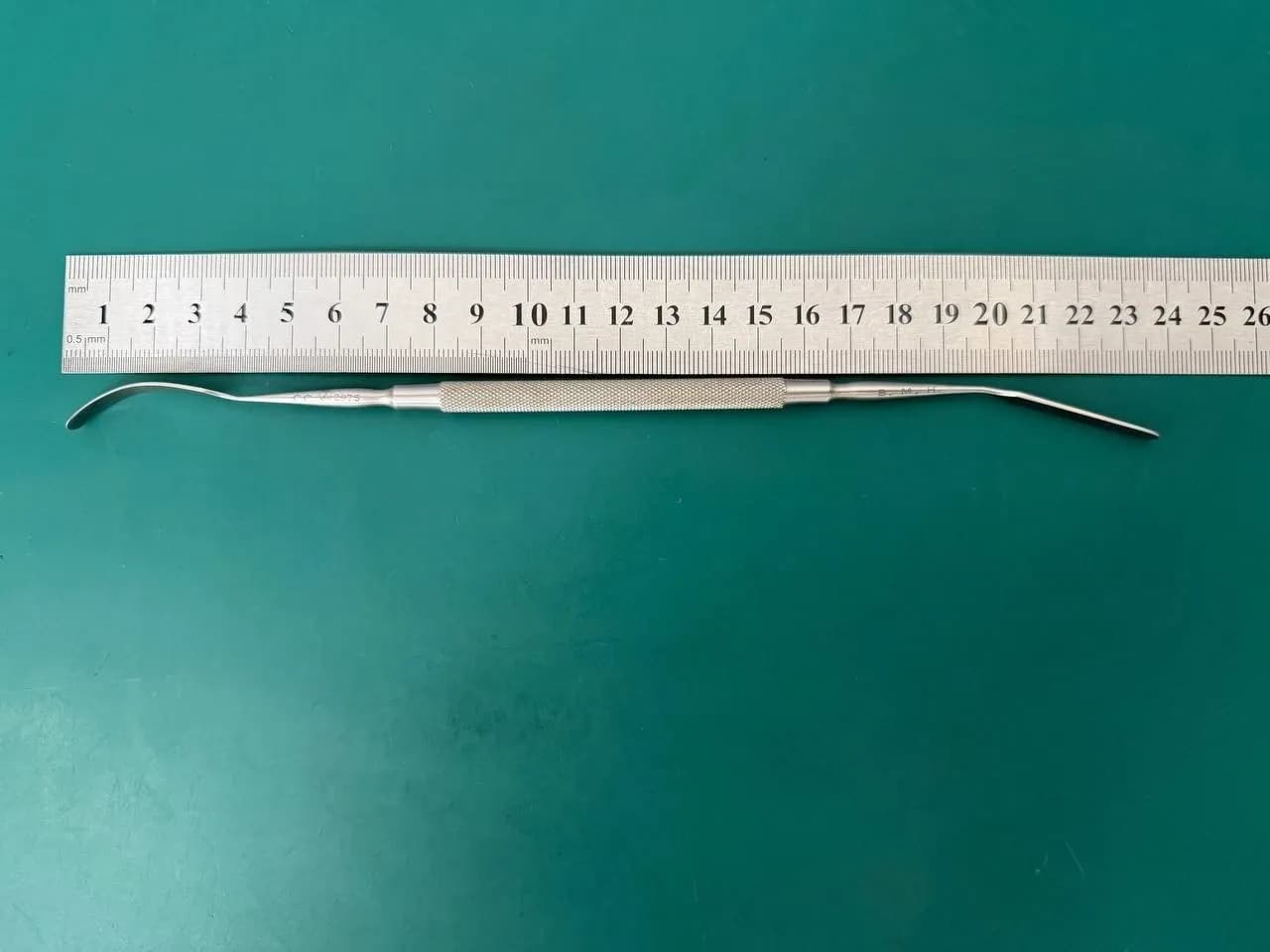 Zimmer 2975 Cohen Elevator and Retractor