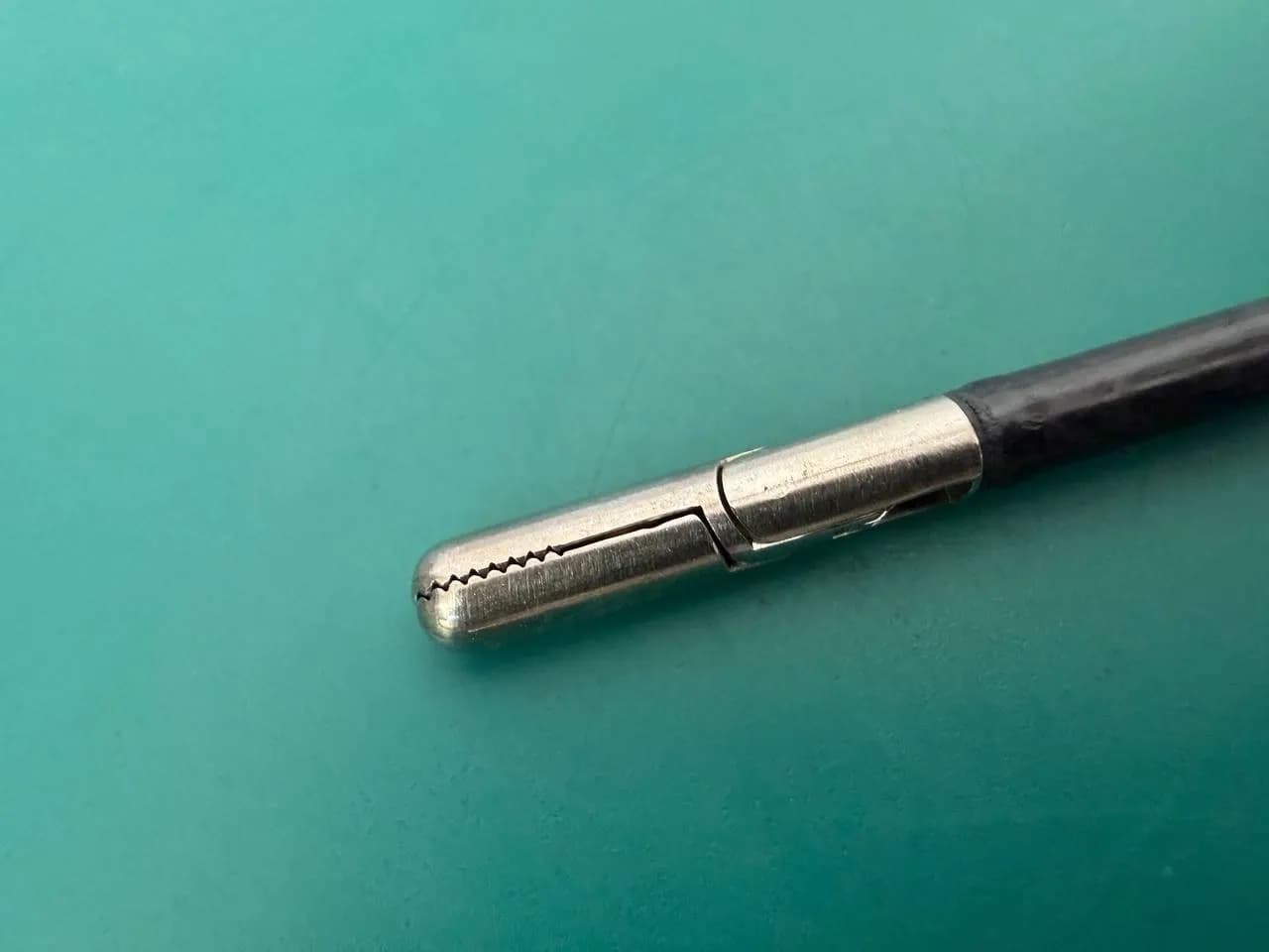 Затискач захоплюючий чашоподібний Jarit B625-100 Roto-Lok 5mm 33cm