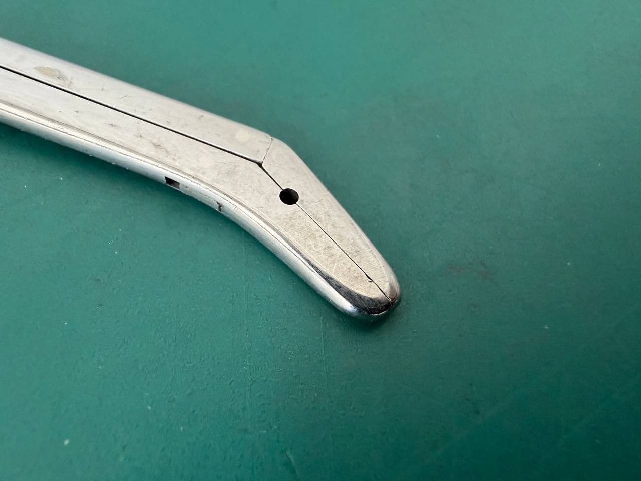 Кусачки Codman 53-1161 Ferris-Smith для міжхребцевого диска, вигнуті донизу, 2 x 10 мм