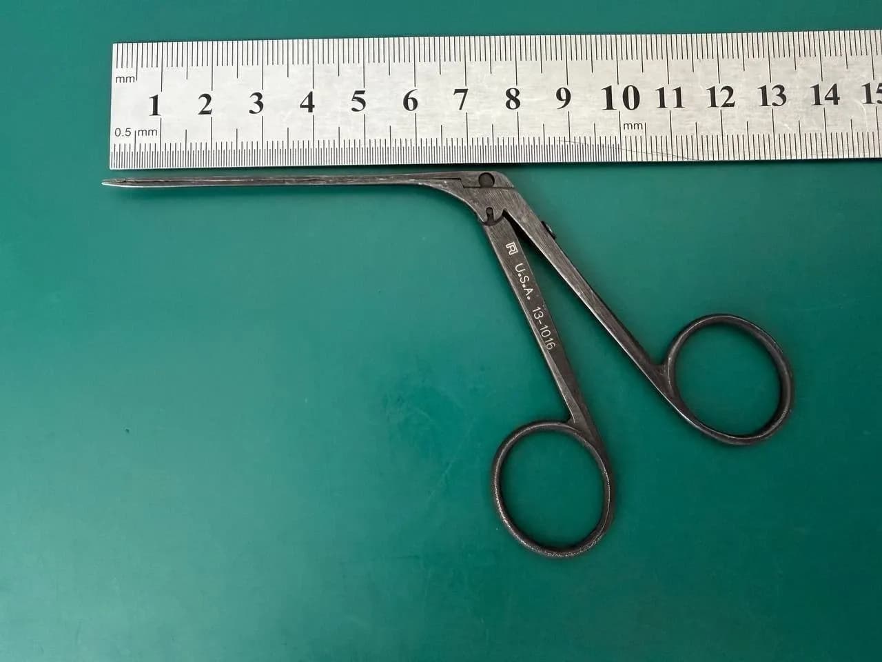 Richards 13-1016 Alligator Forceps, Straight, Smooth