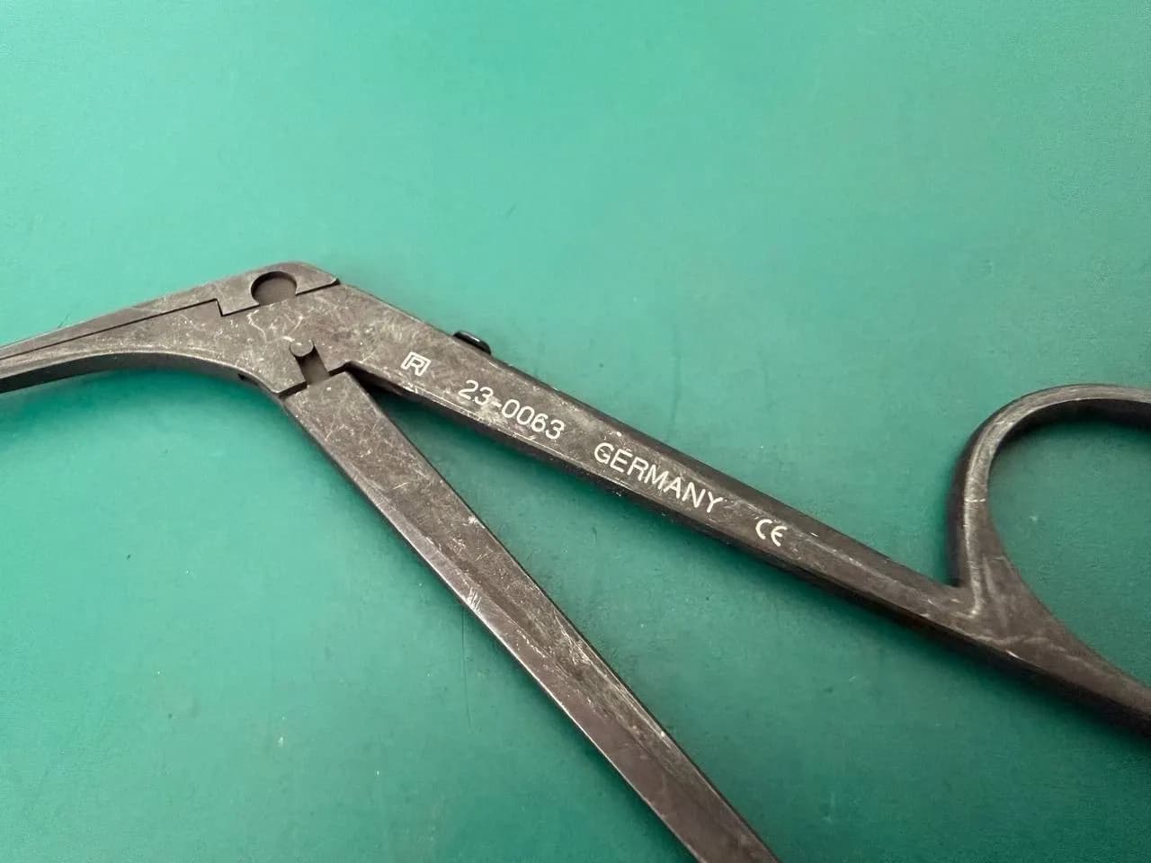 Richards 23-0063 Ebony Surgical Ear Scissors Left Curved Jaw ENT